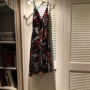 Eri + Ali black red velvet dress.